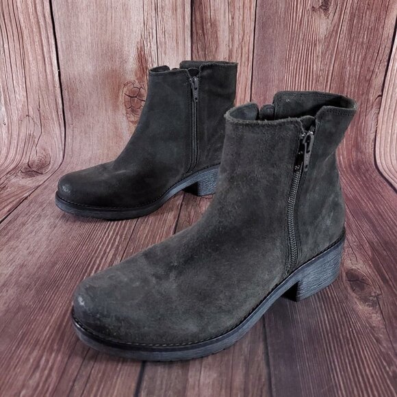 Naot Wander Womens Size 37 US 6 Gray Suede Double Side Zip Ankle Bootie Boots - Picture 1 of 15